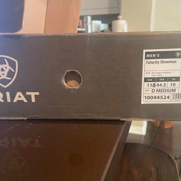 Men’s Ariat Futurity Copper Ruff Out Boots. Size 11.5